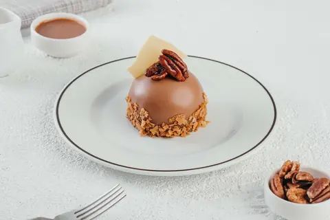 Pecan Praline Choco Dome at Link Lounge